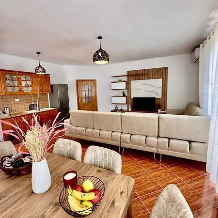 Maria Apartament Διαμέρισμα *