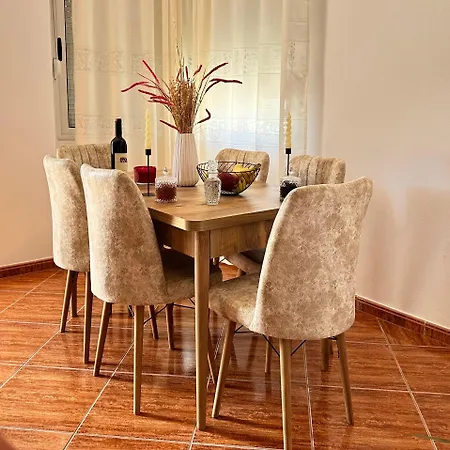 Maria Apartament شقة Përmet